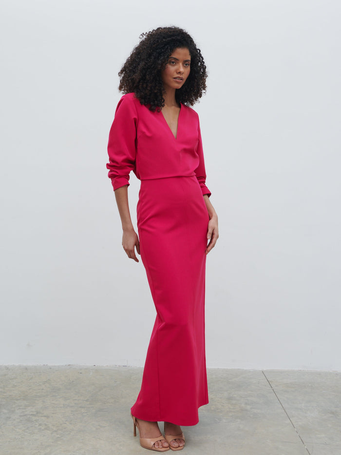 Graziela Is 5'9.5" & Wears Size UK 8|Escala V-Neck Maxi Dress - Fuchsia