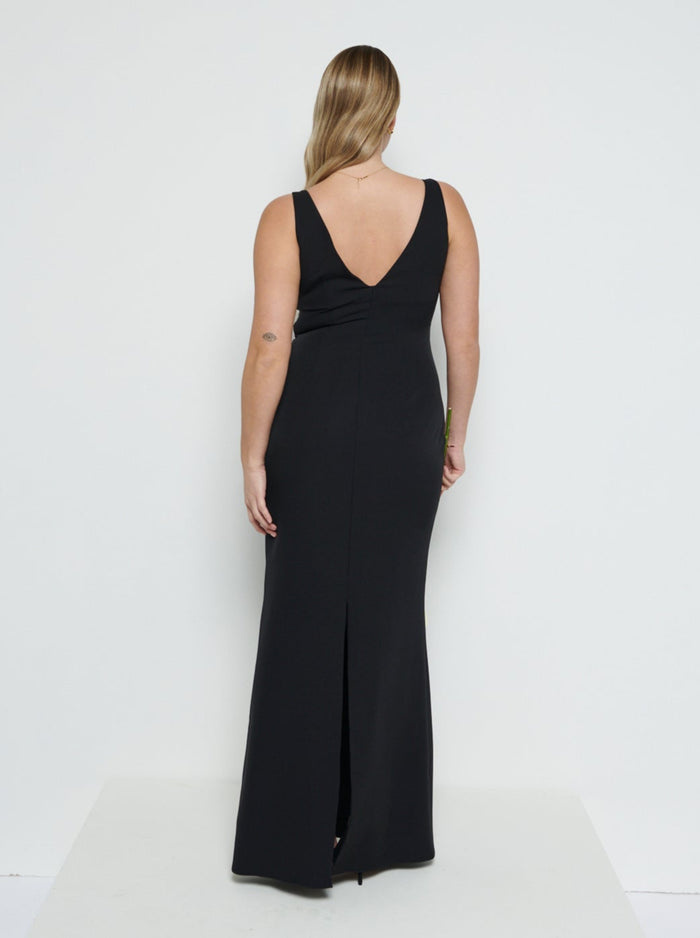 Theo Is 5'8.5" & Wears Size UK 12|Esmee Crepe Maxi Bridesmaid Dress - Black
