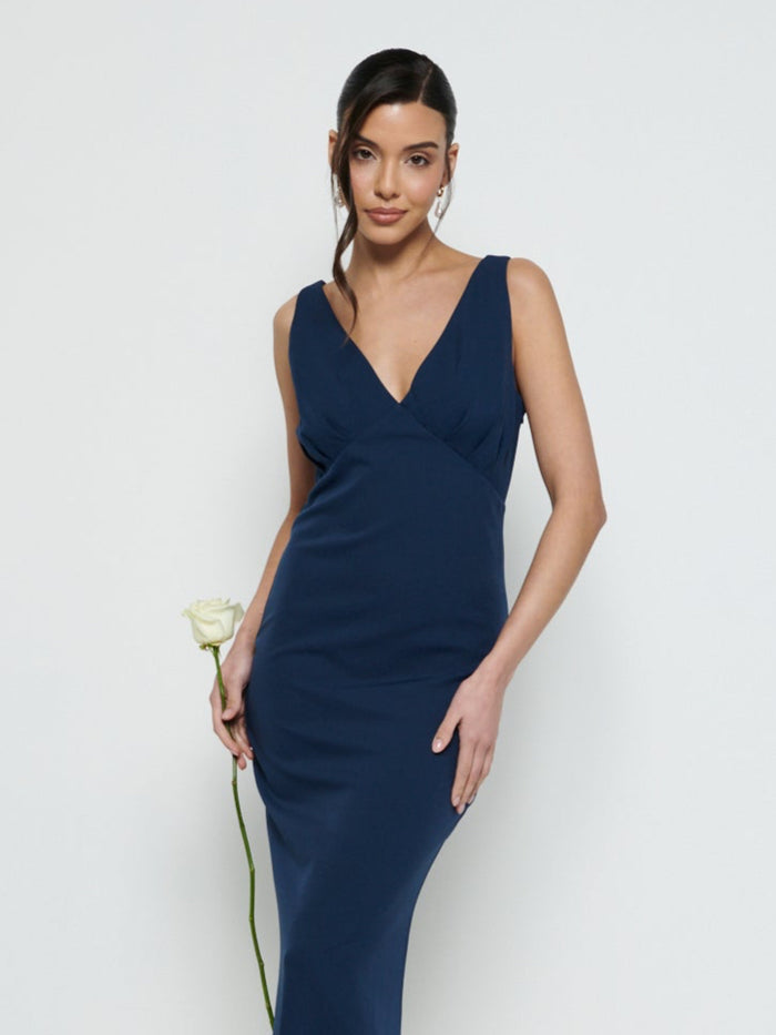 Marina Is 5'7.5" & Wears Size UK 8|Esmee Crepe Maxi Bridesmaid Dress - Navy