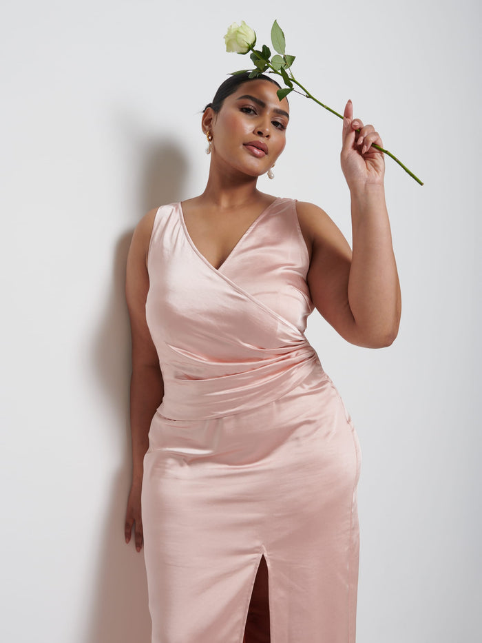 Souki Is 5'8" & Wears Size UK 18|Esmee Wrap Maxi Bridesmaid Dress Curve - Blush