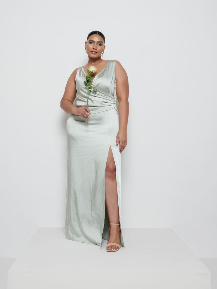 Souki Is 5'8" & Wears Size UK 18|Esmee Wrap Maxi Bridesmaid Dress Curve - Sage