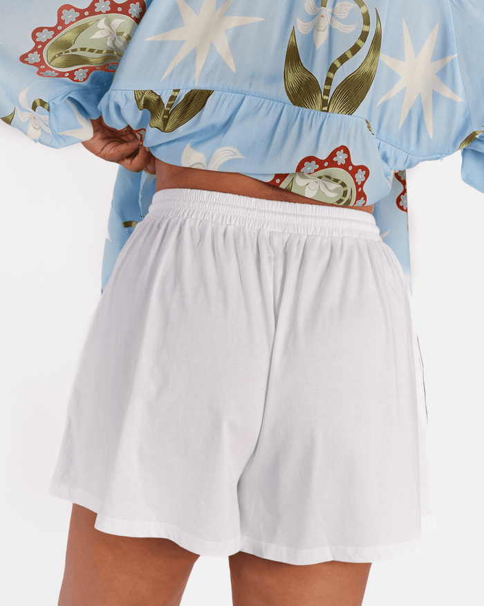 Essential Shorts | Daydream