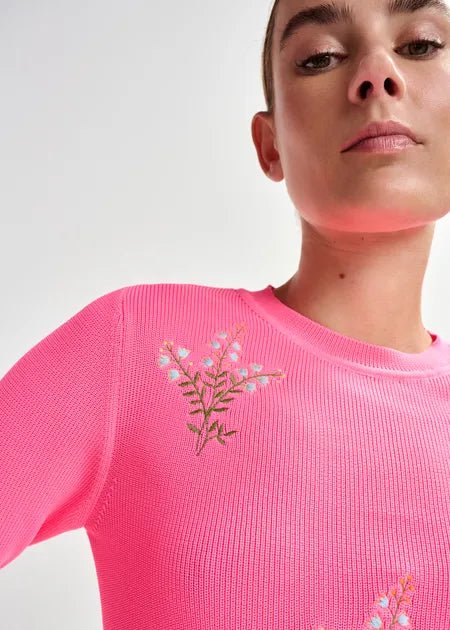 Essentiel Antwerp - Jardens Pink Knitted Sweater w/ Floral Embroideries - Kalifornia Jean Bar