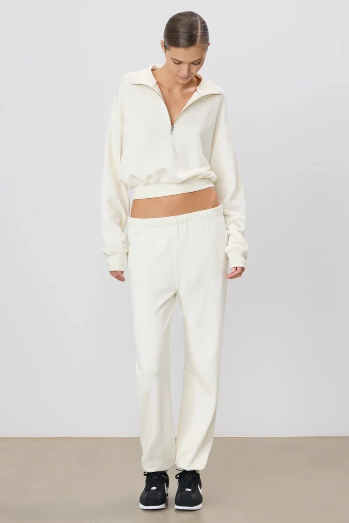 Éterne - Cream Classic Sweatpant - Kalifornia Jean Bar
