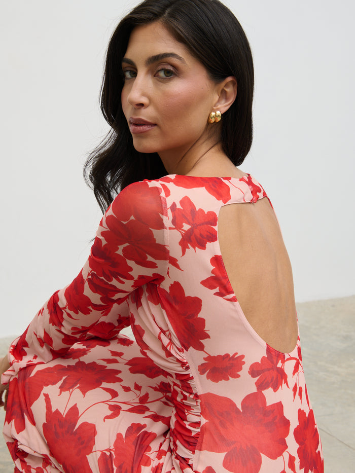 Lygia Is 5'9" & Wears Size UK 8|Ethel Long Sleeve Jersey Midaxi Dress - Red Floral
