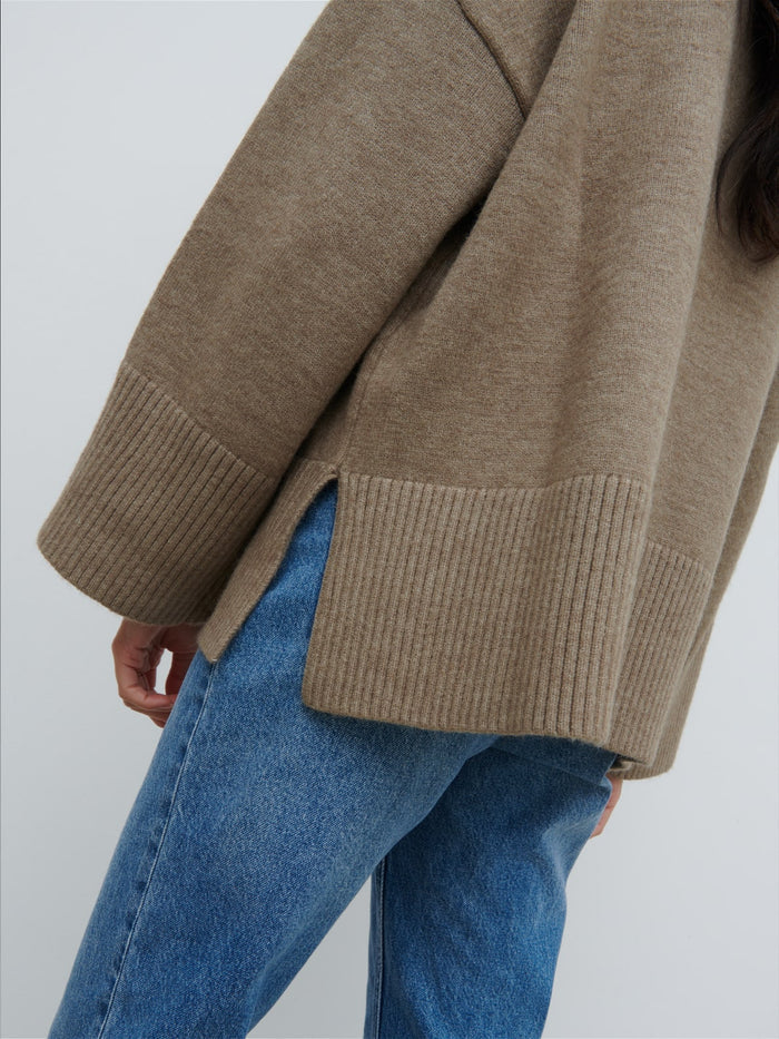 Lygia Is 5'9" & Wears Size UK S|Finnity Slouchy Crew Neck Knit Jumper - Mushroom