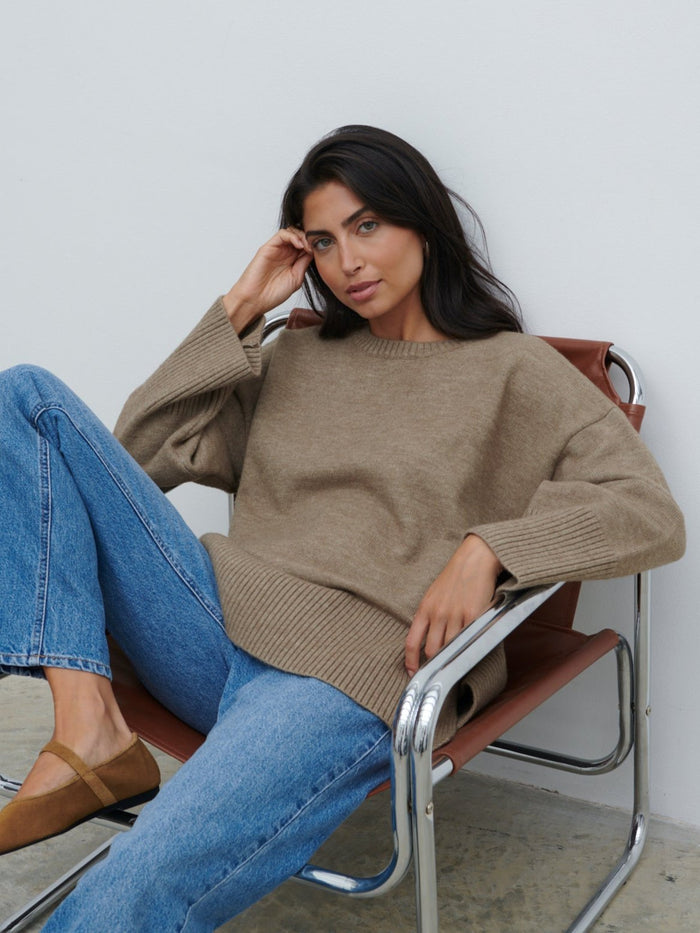 Lygia Is 5'9" & Wears Size UK S|Finnity Slouchy Crew Neck Knit Jumper - Mushroom