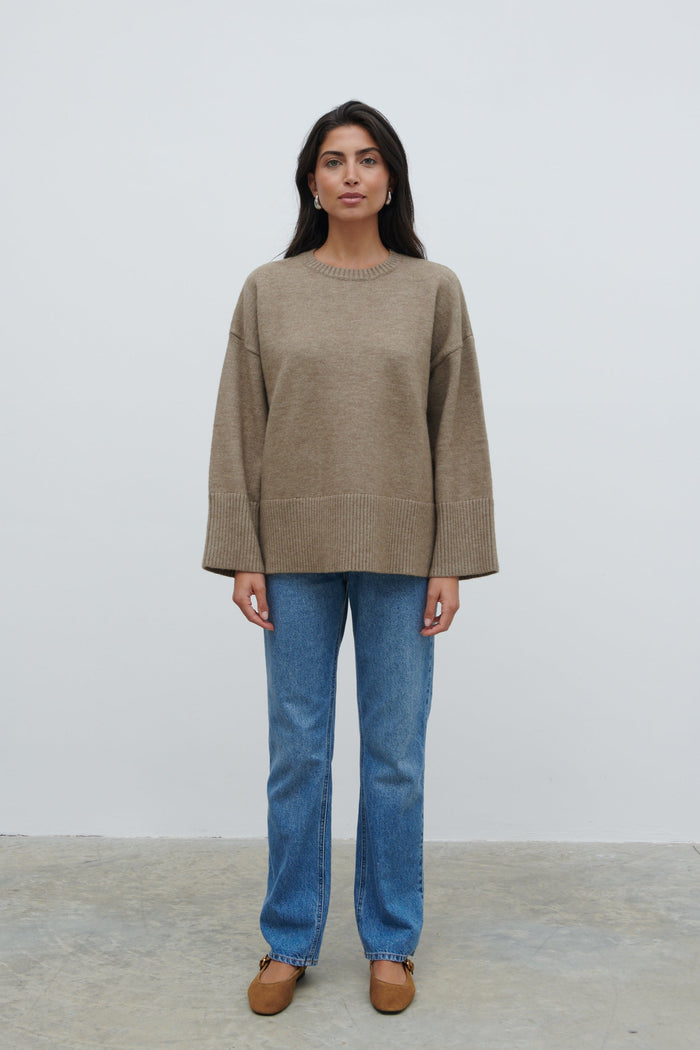 Lygia Is 5'9" & Wears Size UK S|Finnity Slouchy Crew Neck Knit Jumper - Mushroom