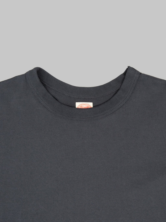 Fullcount 5222 Flat Seam Heavyweight TShirt Black collar closeup