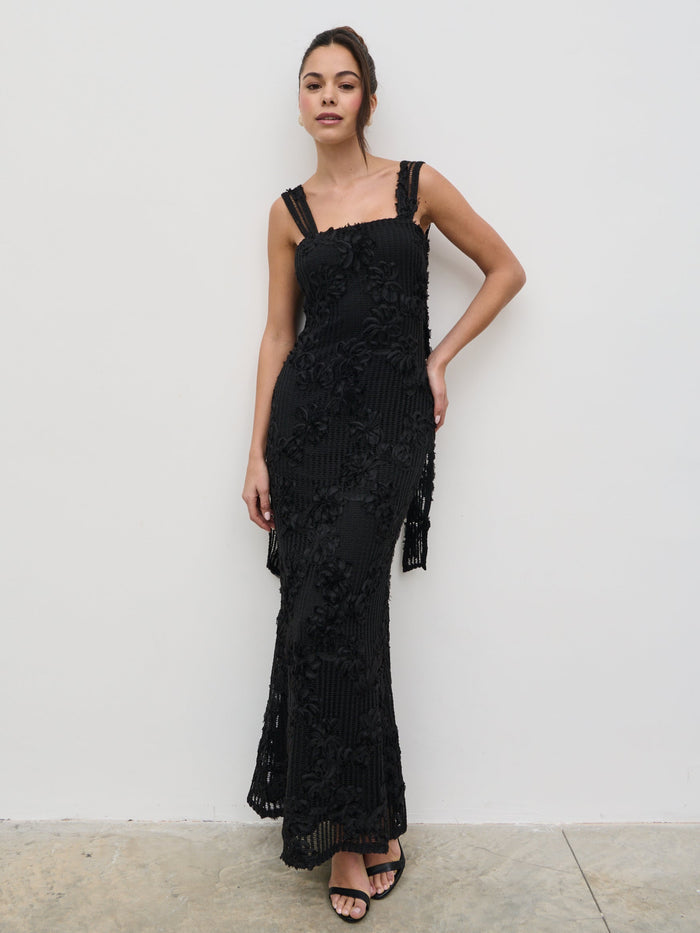 Elissa Is 5'8.5" & Wears Size UK 8|Gigou Crochet Floral Maxi Dress - Black