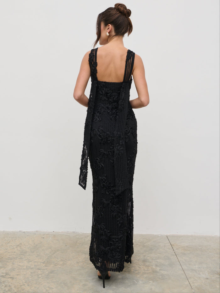Elissa Is 5'8.5" & Wears Size UK 8|Gigou Crochet Floral Maxi Dress - Black