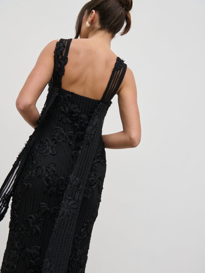 Elissa Is 5'8.5" & Wears Size UK 8|Gigou Crochet Floral Maxi Dress - Black