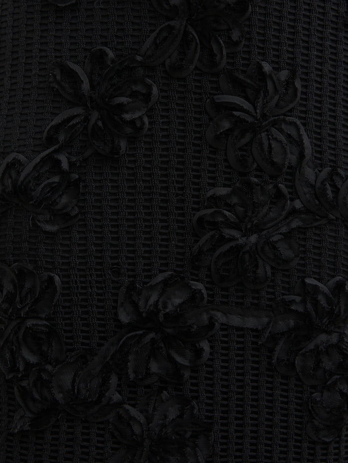 Elissa Is 5'8.5" & Wears Size UK 8|Gigou Crochet Floral Maxi Dress - Black