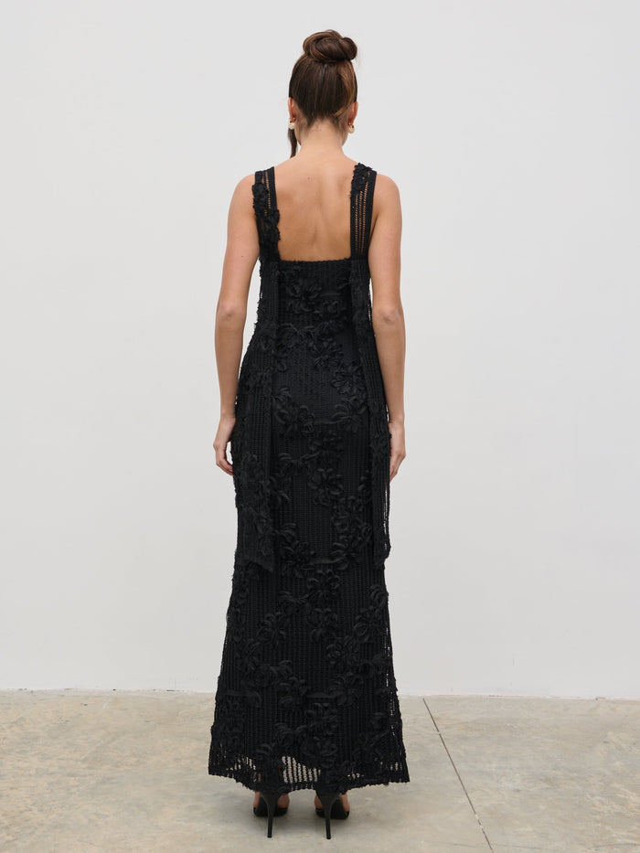 Elissa Is 5'8.5" & Wears Size UK 8|Gigou Crochet Floral Maxi Dress - Black