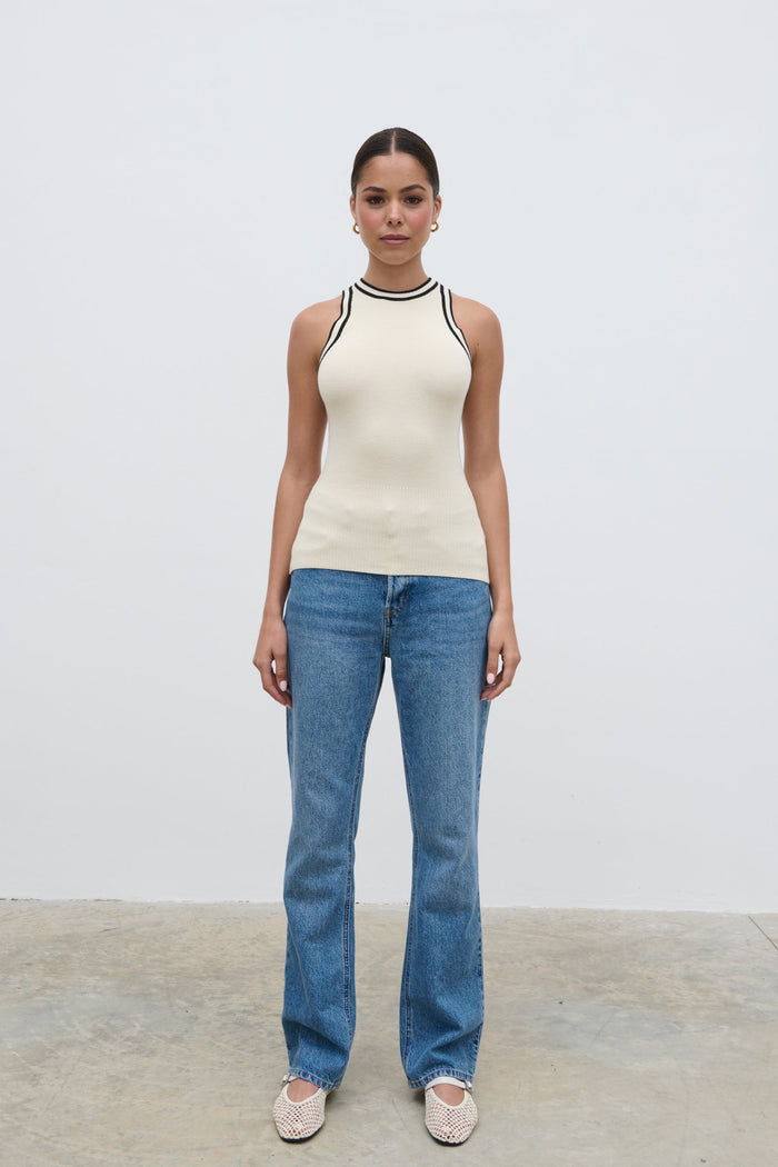 Elissa Is 5'8.5" & Wears Size UK S|Gina Contrast Knit Top - Black and Cream