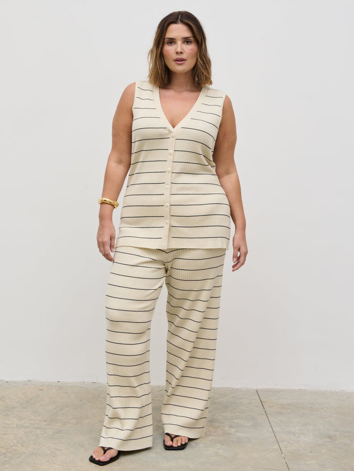 Rafaela Is 5'9" & Wears Size UK XL|Hattie Stripe Knit Waistcoat Curve - Cream and Black