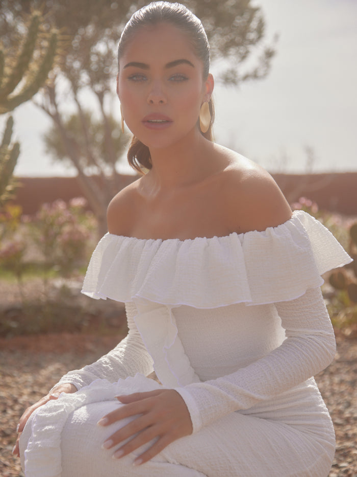 Elissa Is 5'8.5" & Wears Size UK 8|Hope Bardot Ruffle Jersey Maxi Dress - Cream