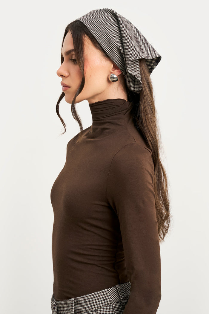 Houndstooth Triangle Scarf - Houndstooth