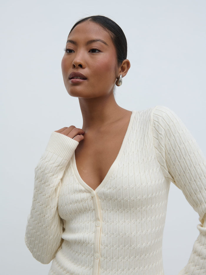 Elle Is 5'3" & Wears Size UK XS|Iliana Cable Knit Cardigan - Cream
