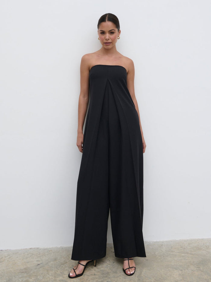 Elissa Is 5'8.5" & Wears Size UK 8|Jaden Bandeau Wide Leg Jumpsuit - Black