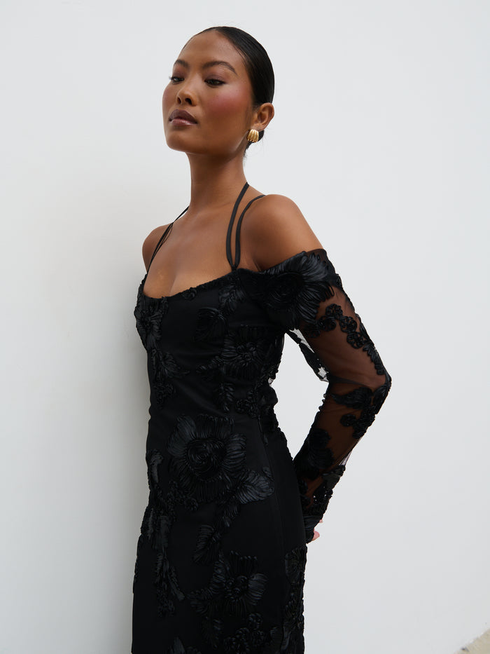 Elle Is 5'3" & Wears Size UK 6|Jamila Cold Shoulder Maxi Dress - Black Jacquard Floral