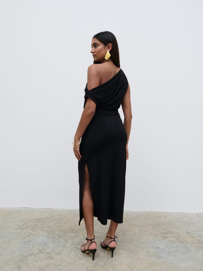 Sachi Is 5’7” & Wears Size UK 8|Janece Asymmetric Jersey Dress - Black