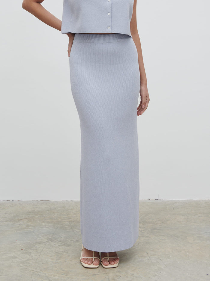 Candy Is 5'6" & Wears Size UK S|Jasmin Knit Maxi Skirt - Blue Marl