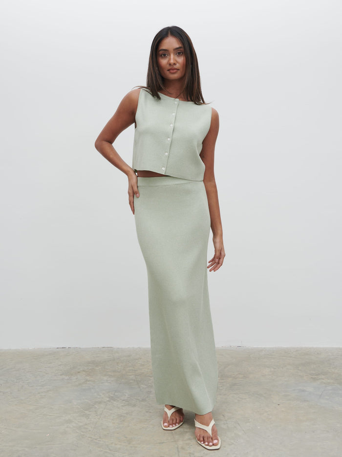Sachi Is 5'7" & Wears Size UK S|Jasmin Knit Maxi Skirt - Green Marl