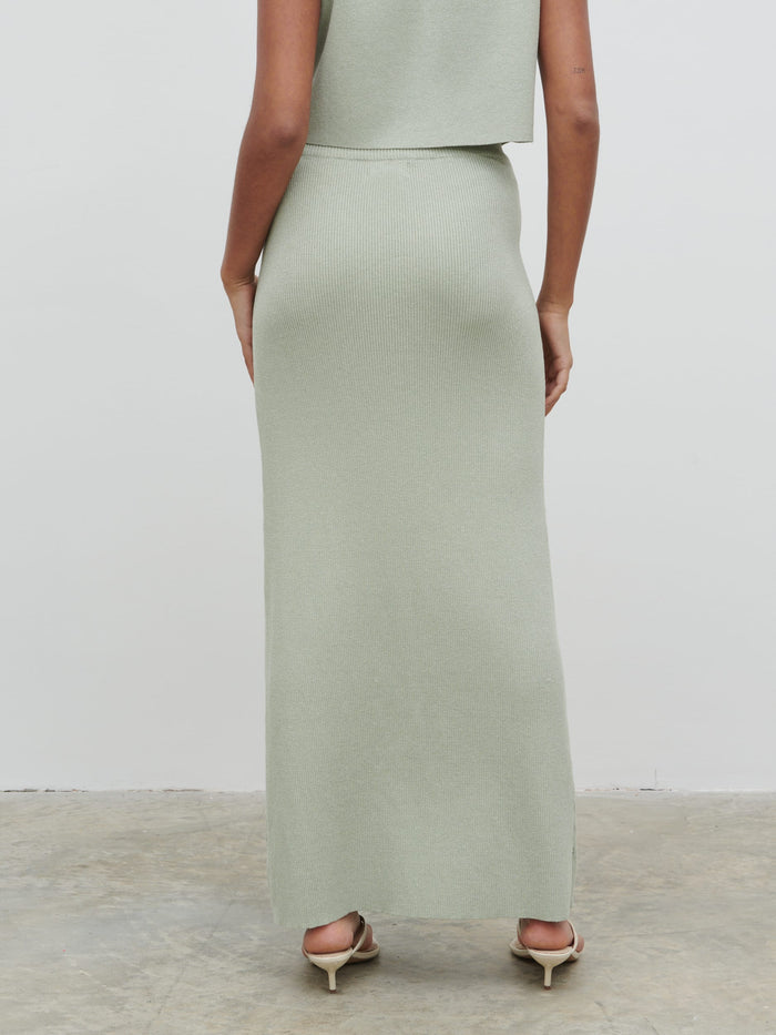 Sachi Is 5'7" & Wears Size UK S|Jasmin Knit Maxi Skirt - Green Marl
