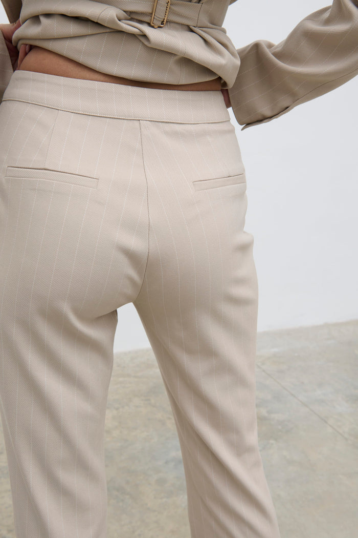 Elissa Is 5'8.5" & Wears Size UK 8|Jaycie Straight Leg Pinstripe Trousers - Chalk and White Stripe