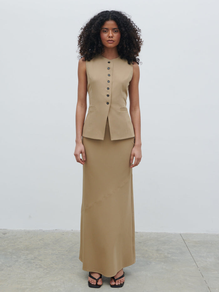 Graziela Is 5'9.5" & Wears Size UK 6|Jean Buttoned Down Waistcoat - Camel Beige