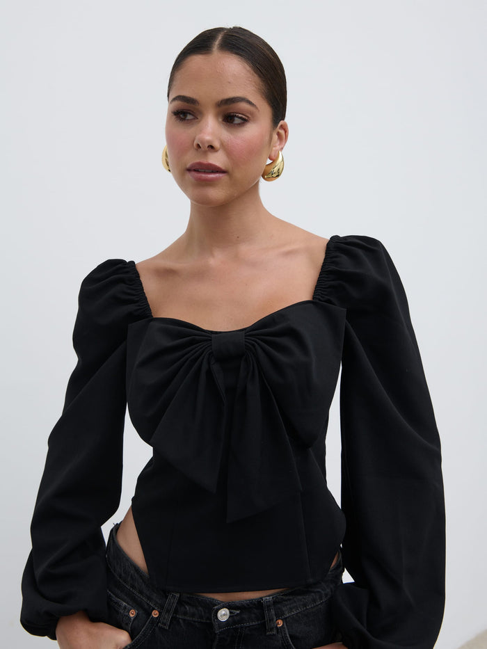 Elissa Is 5'8.5" & Wears Size UK 8|Jemima Exaggerated Bow Top - Black