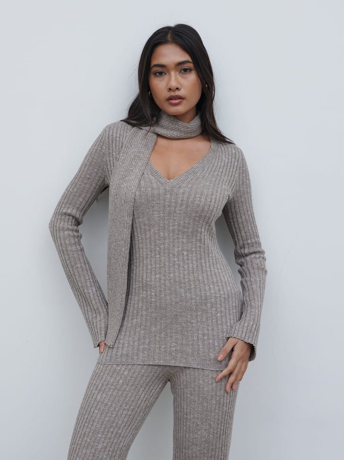 Candy Is 5'6" & Wears Size UK S|Jessie V Neck Ribbed Knit Top with Scarf - Grey Marl