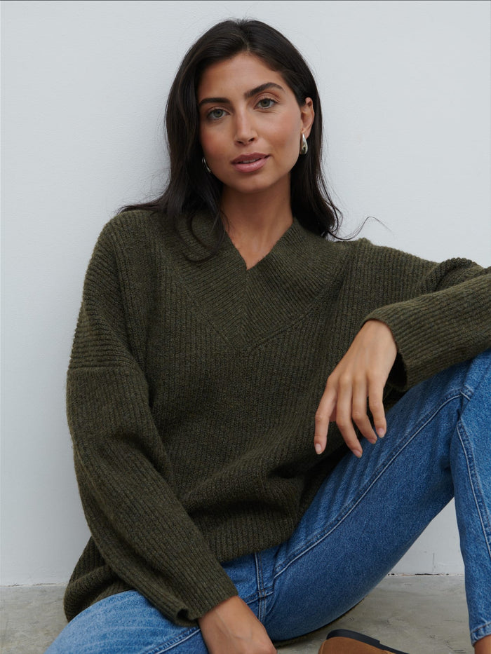 Lygia Is 5'9" & Wears Size UK S|Jovie Oversized Rib Knit Jumper - Dark Olive