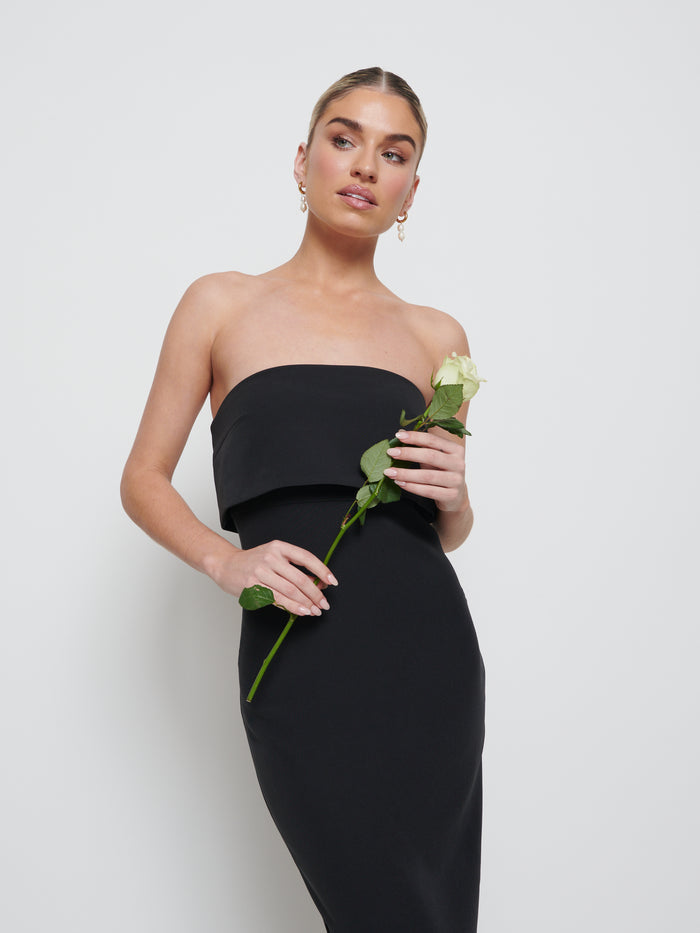 Taylor Is 5'9" & Wears Size UK 8|Julia Crepe Maxi Bridesmaid Dress - Black