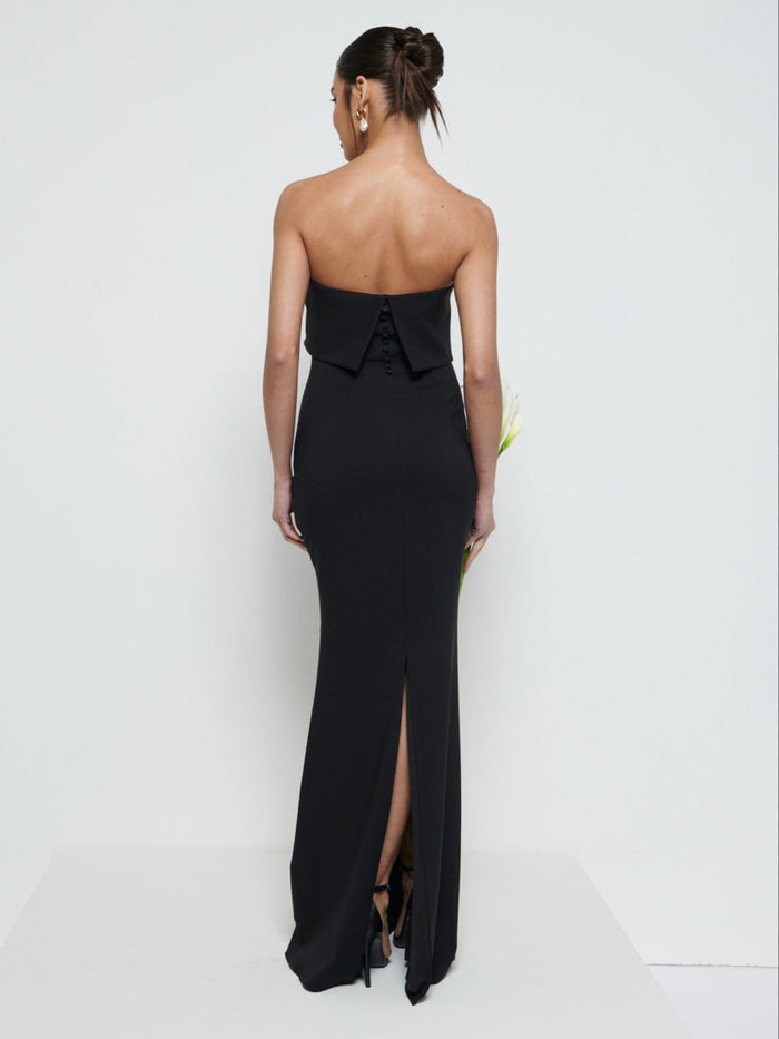 Marina Is 5'7.5" & Wears Size UK 8|Julia Crepe Maxi Bridesmaid Dress - Black