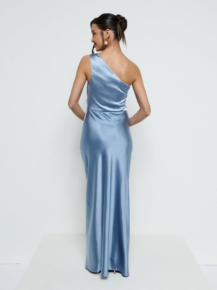 Marina Is 5'7.5" & Wears Size UK 8|Juliet Ruched Maxi Bridesmaid Dress - Dusty Blue