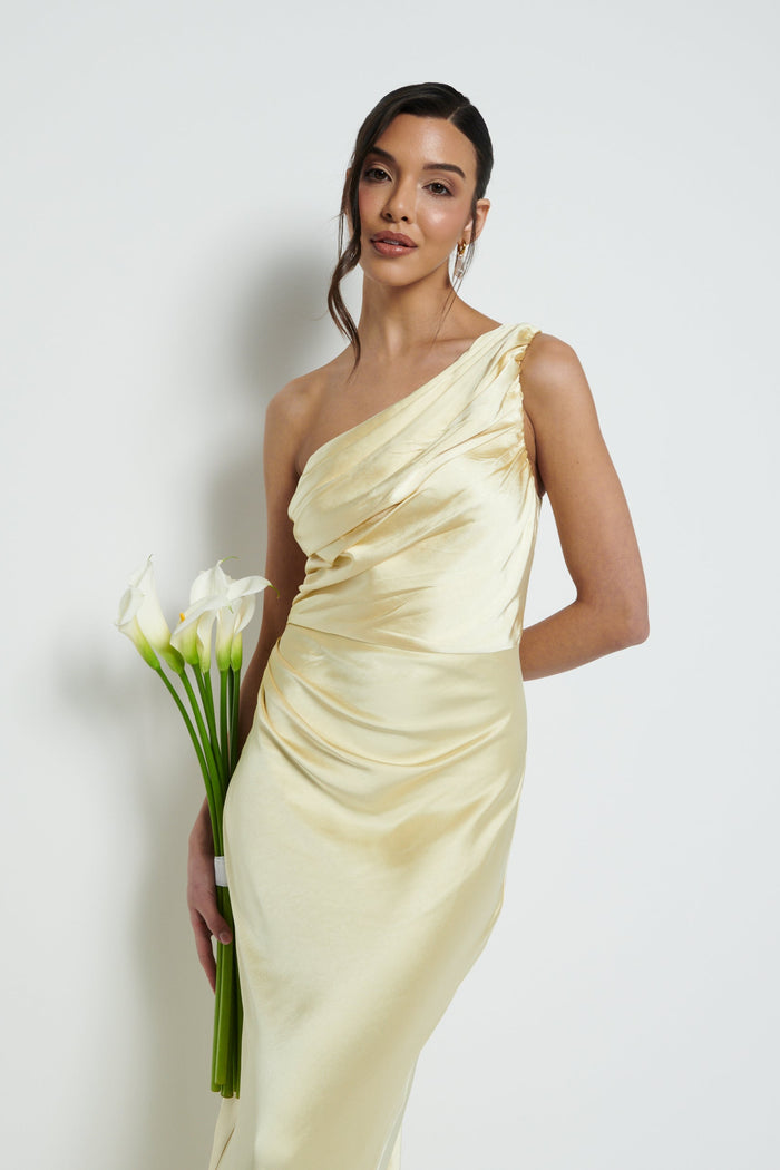 Marina Is 5'7.5" & Wears Size UK 8|Juliet Ruched Maxi Bridesmaid Dress - Lemon