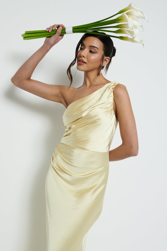 Marina Is 5'7.5" & Wears Size UK 8|Juliet Ruched Maxi Bridesmaid Dress - Lemon