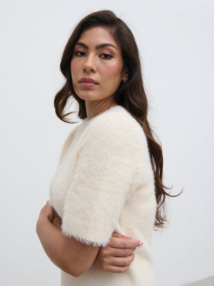 Anne Is 5'7.5" & Wears Size UK S|Kelly Cropped Fluffy Knit T-Shirt - Cream