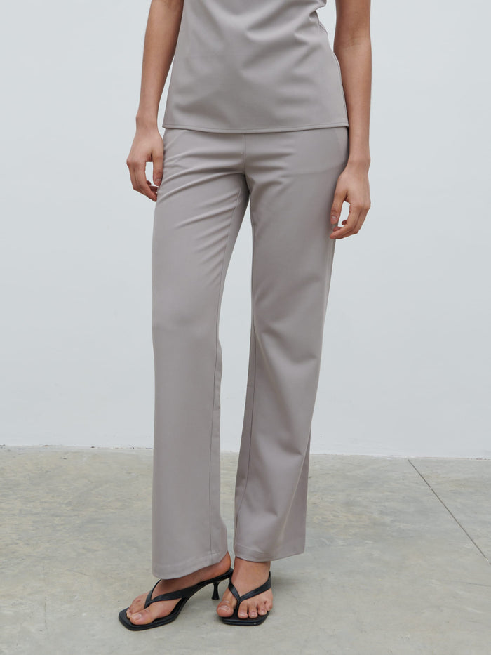 Graziela Is 5'9.5" & Wears Size UK 8|Laria Tailored Slim Leg Trousers - Stone