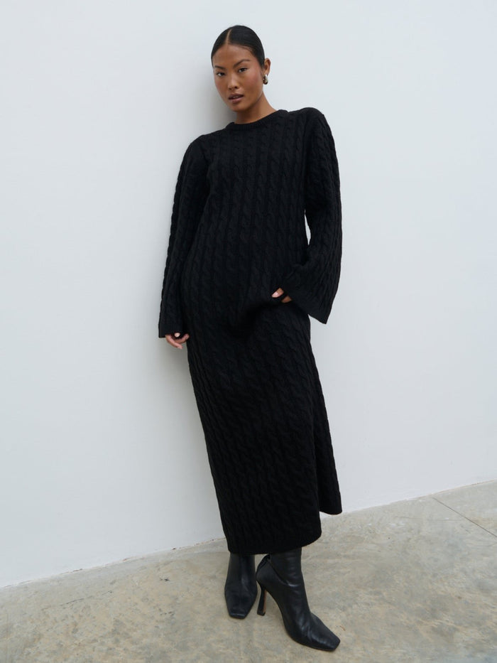 Elle Is 5'3" & Wears Size UK XS|Lorelai Cable Knit Midaxi Dress - Black