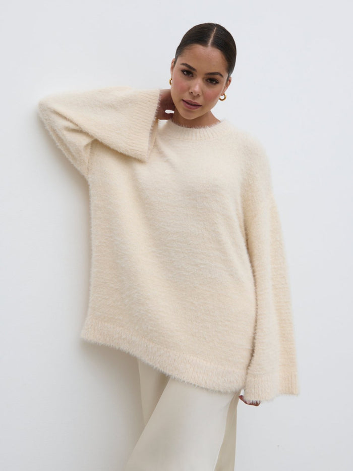 Elissa Is 5'8.5" & Wears Size UK S|Lula Fluffy Knit Jumper - Cream
