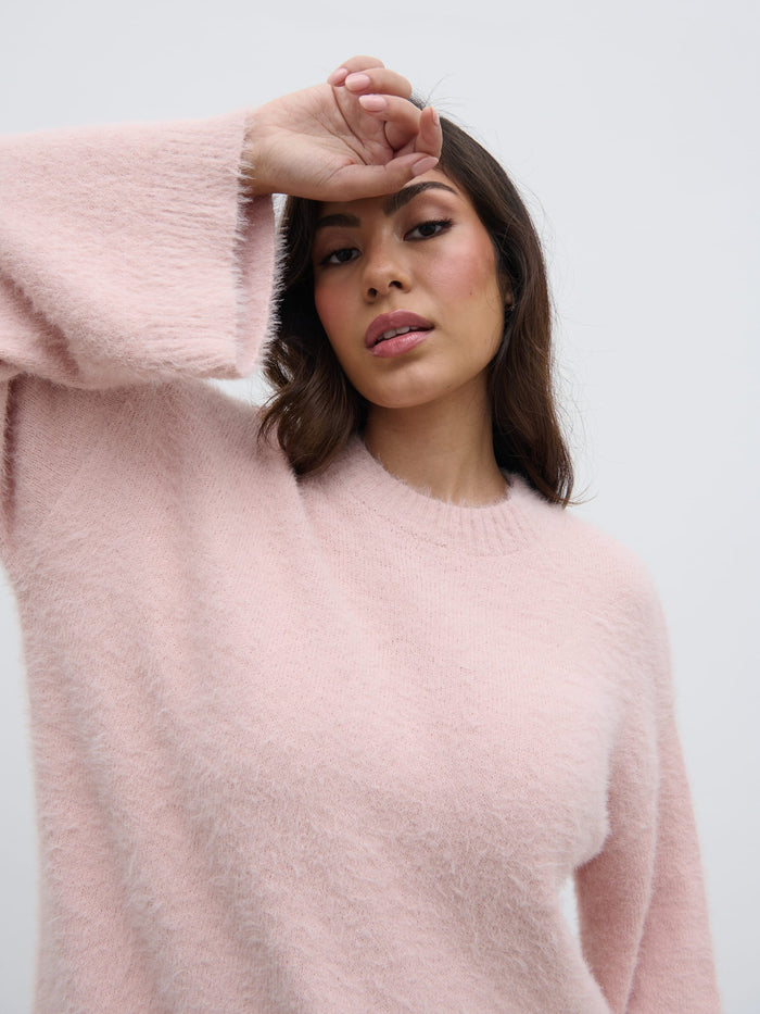 Lygia Is 5'9" & Wears Size UK S|Lula Fluffy Knit Jumper - Pale Pink