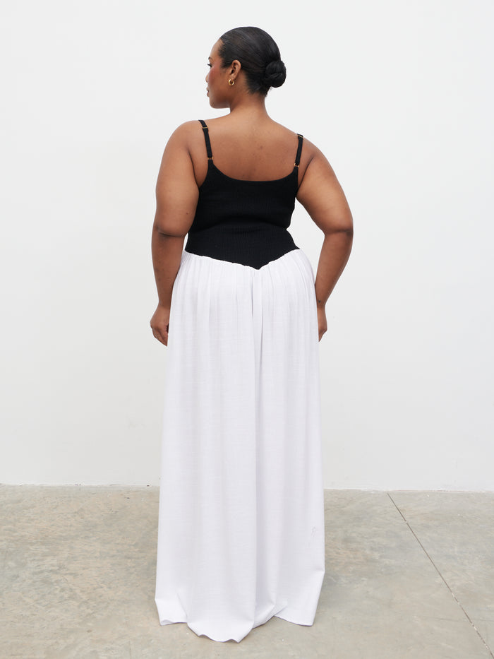 Steffy is 5'7" & Wears Size UK 18|Maude Shirred Contrast Maxi Dress Curve - Black and Cream