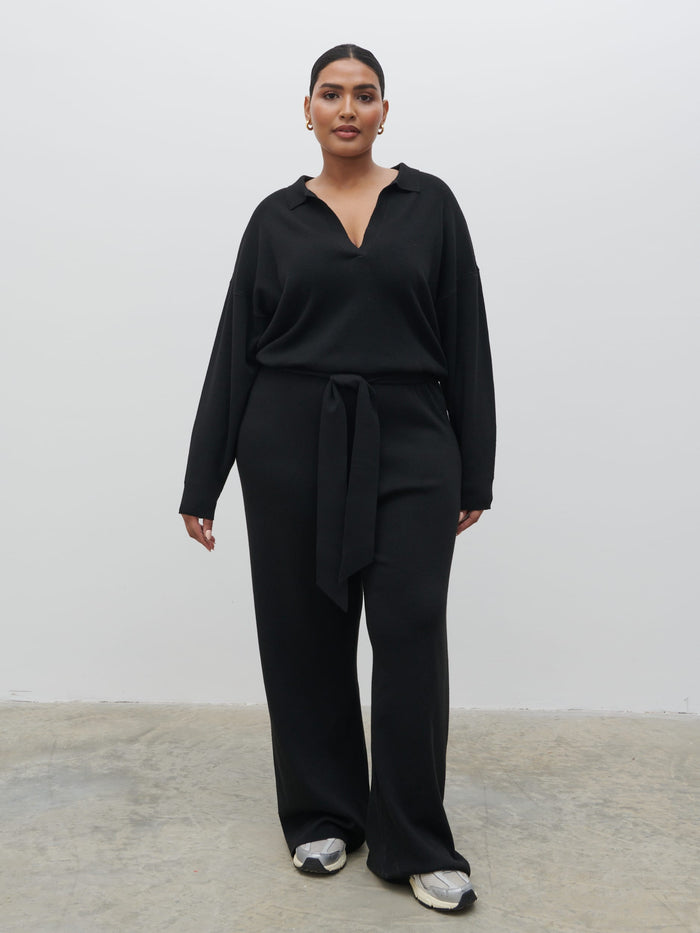 Souki Is 5'8" & Wears Size UK XL|Meg Belted Knit Jumpsuit Curve - Black