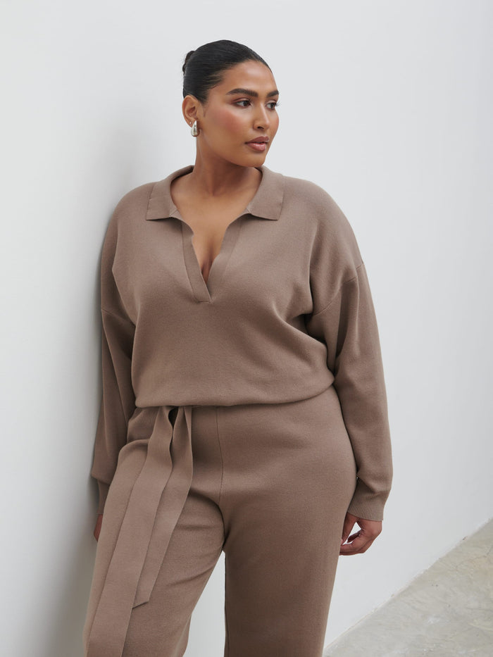 Souki Is 5'8" & Wears Size UK XL|Meg Belted Knit Jumpsuit Curve - Taupe