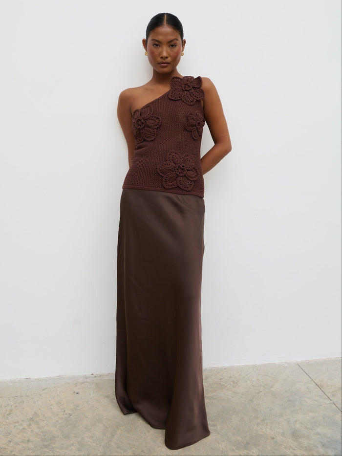 Elle Is 5'3" & Wears Size UK XS|Megan Crochet Flower Knit Top - Brown