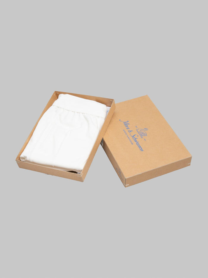 Merz b. Schwanen 8.6oz Loopwheeled Boxer White box