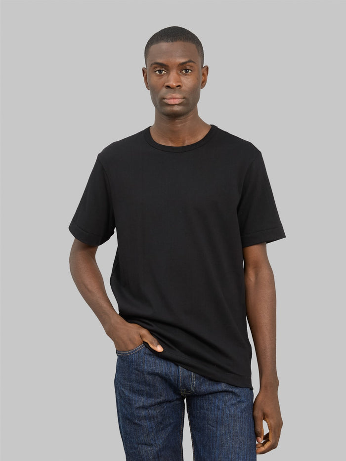 merz b schwanen 2m15 sturdy jersey classic fit tshirt black front fit